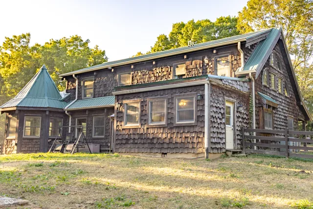 $500,000 | 6476 West Range Line Road, Greencastle, IN 46135