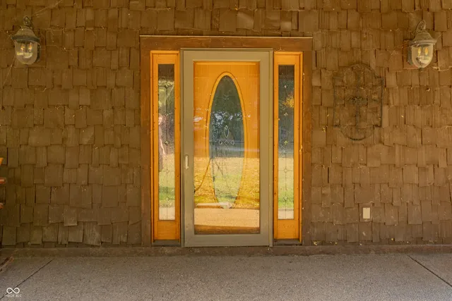 $500,000 | 6476 West Range Line Road, Greencastle, IN 46135