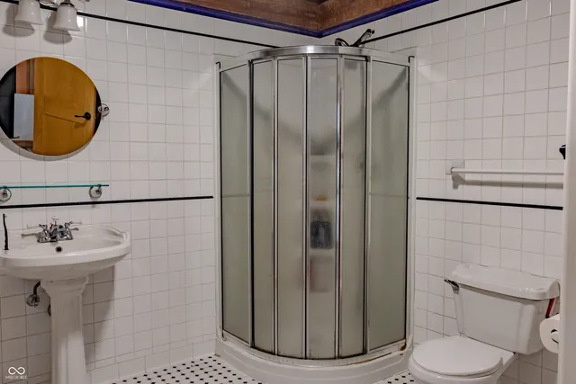 $500,000 | 6476 West Range Line Road, Greencastle, IN 46135