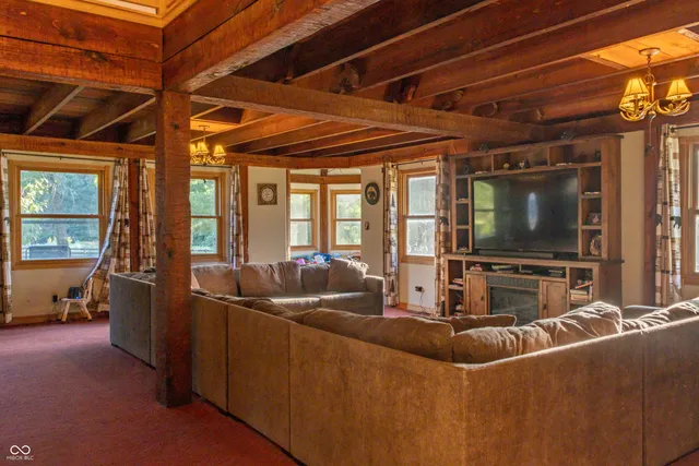 $500,000 | 6476 West Range Line Road, Greencastle, IN 46135