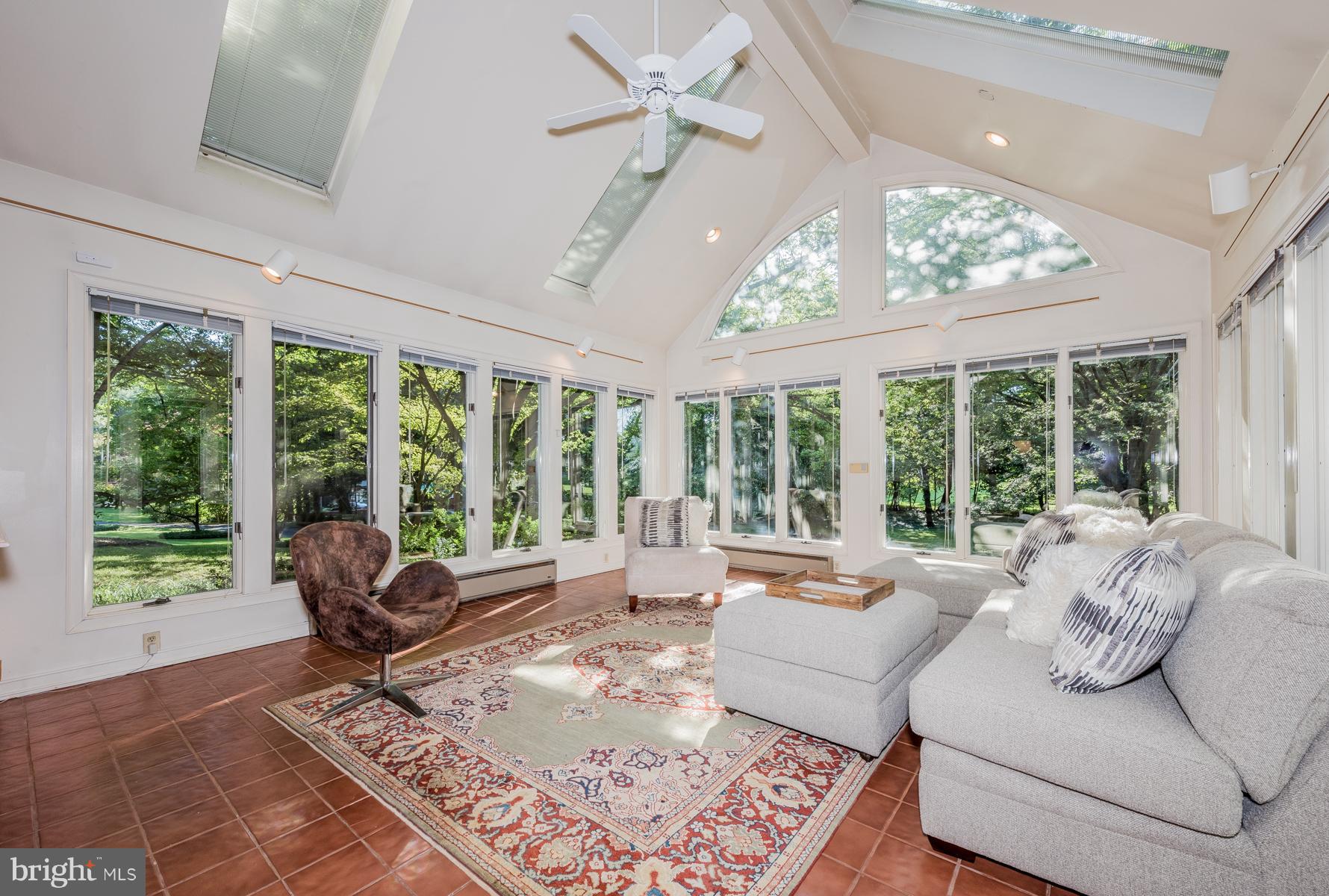 812 Bellemore Road Baltimore, MD 21210 - Photo 25 of 30 Sun Room