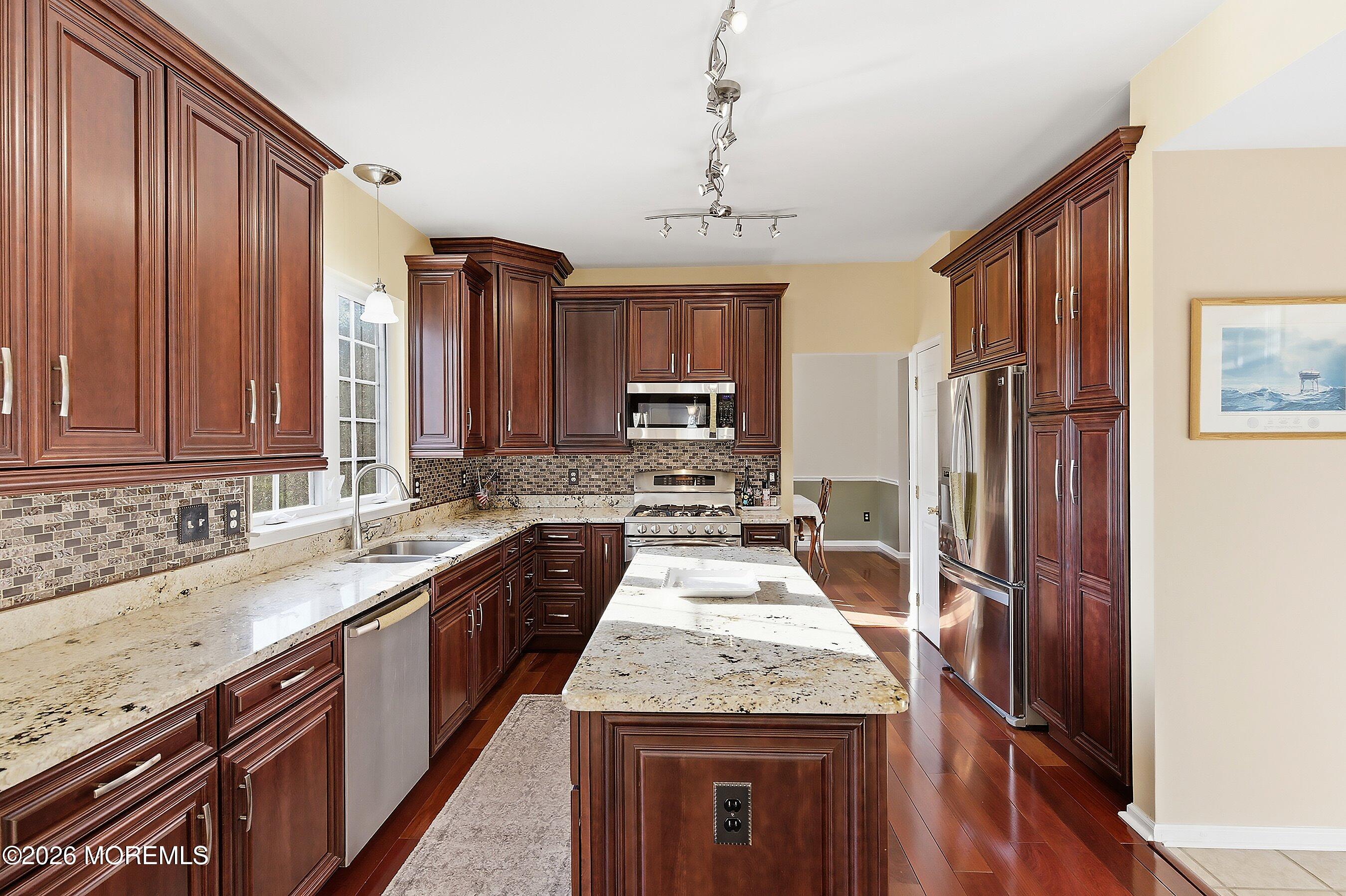 24 Gristmill Road Howell, NJ 07731 - Photo 14 of 46 15-Kitchen 1C