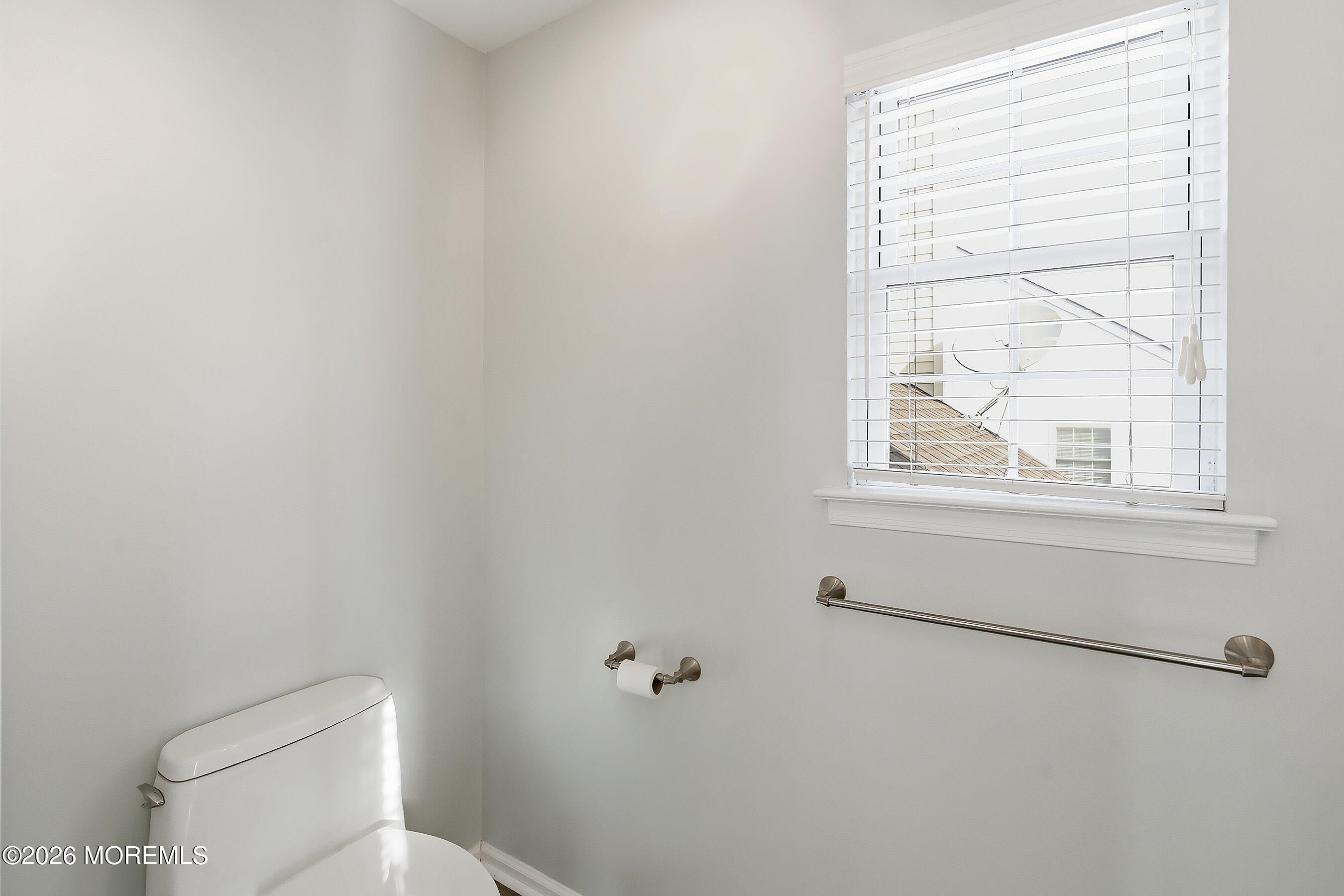 24 Gristmill Road Howell, NJ 07731 - Photo 33 of 46 36-Bath 3B