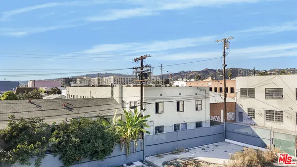 $3,600,000 | 1042 Wilcox Avenue, Los Angeles, CA 90038