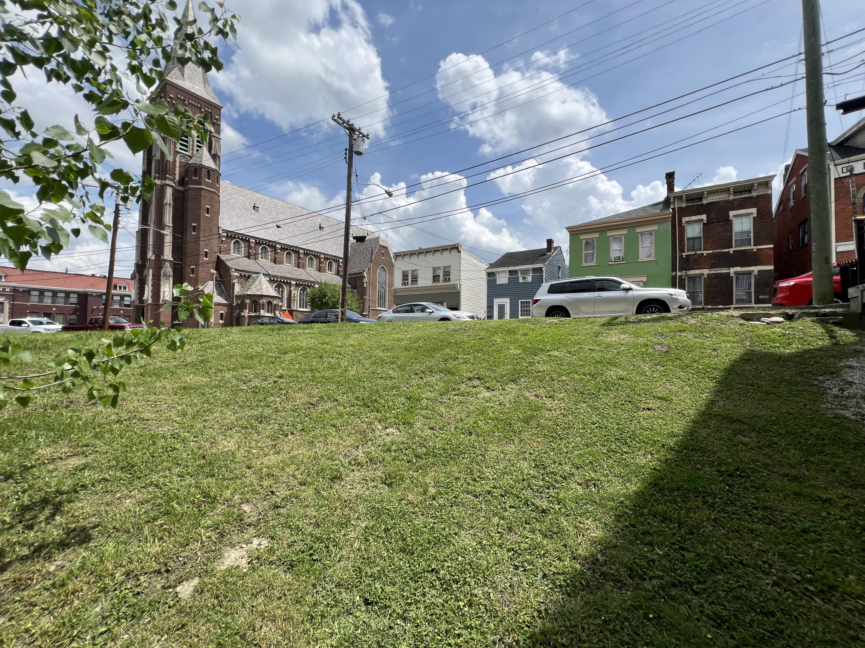 656 West Pike Street Covington, KY 41011 - Photo 4 of 4
