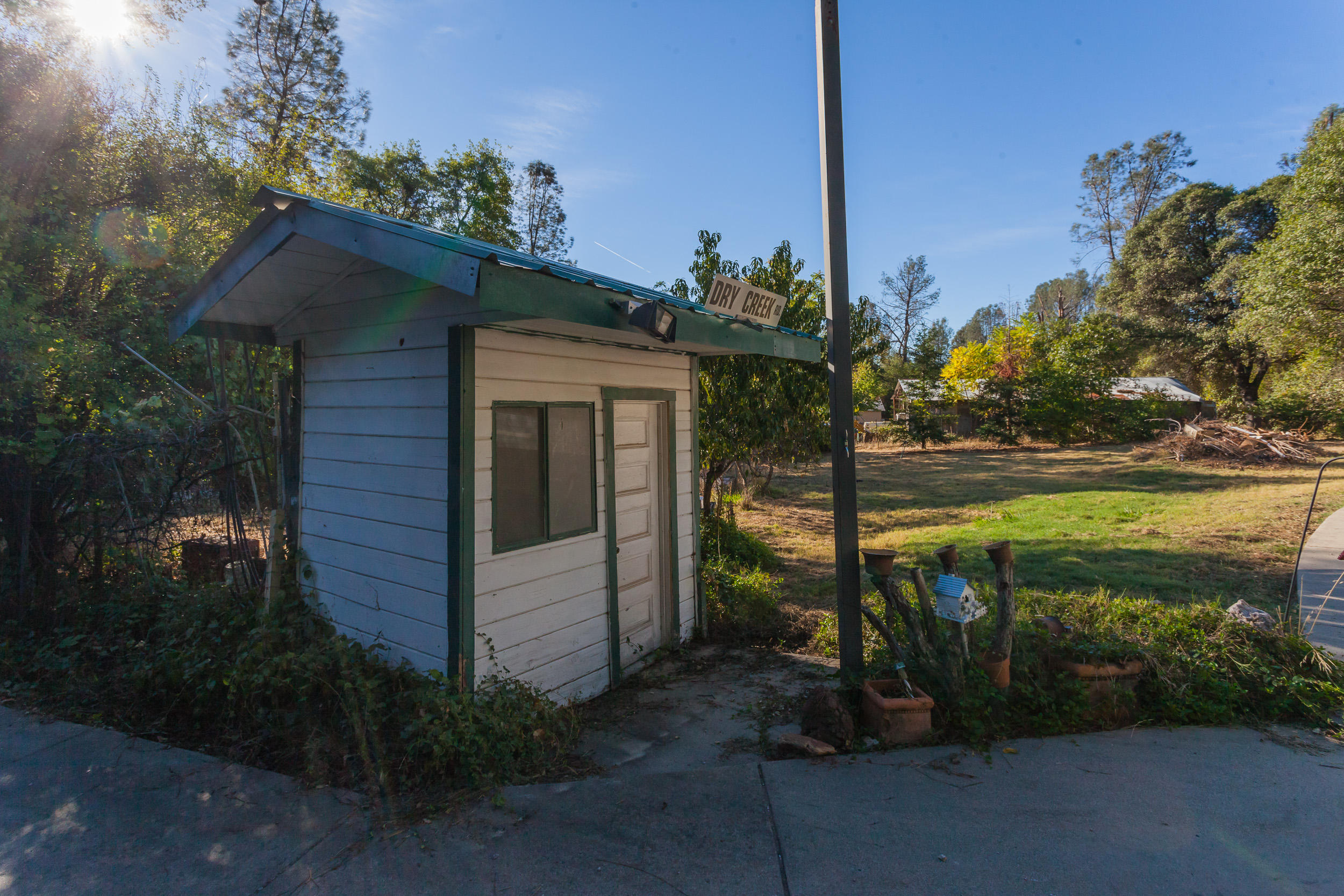 12383 Quartz Hill Road Redding, CA 96003 - Photo 36 of 36 12383QuartzHill-MLS-54