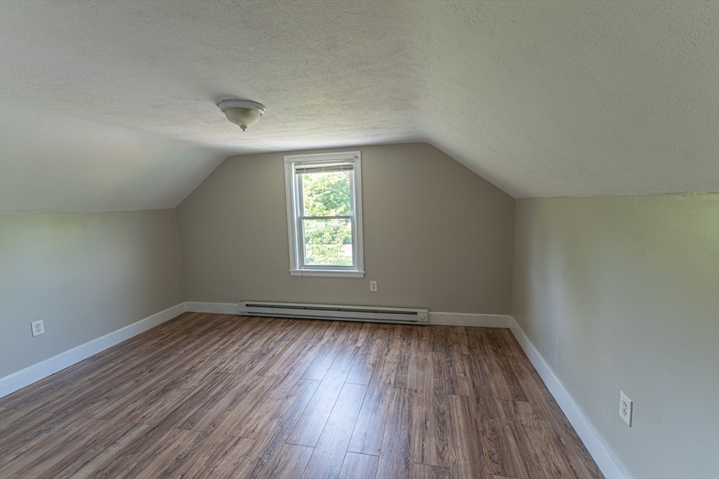 152 Southbridge Road Dudley, MA 01571 - Photo 18 of 33