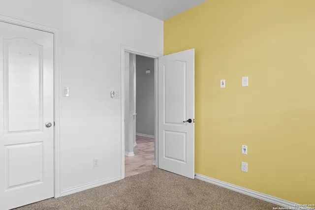 $335,000 | 8232 Breezy Cove, Selma, TX 78154