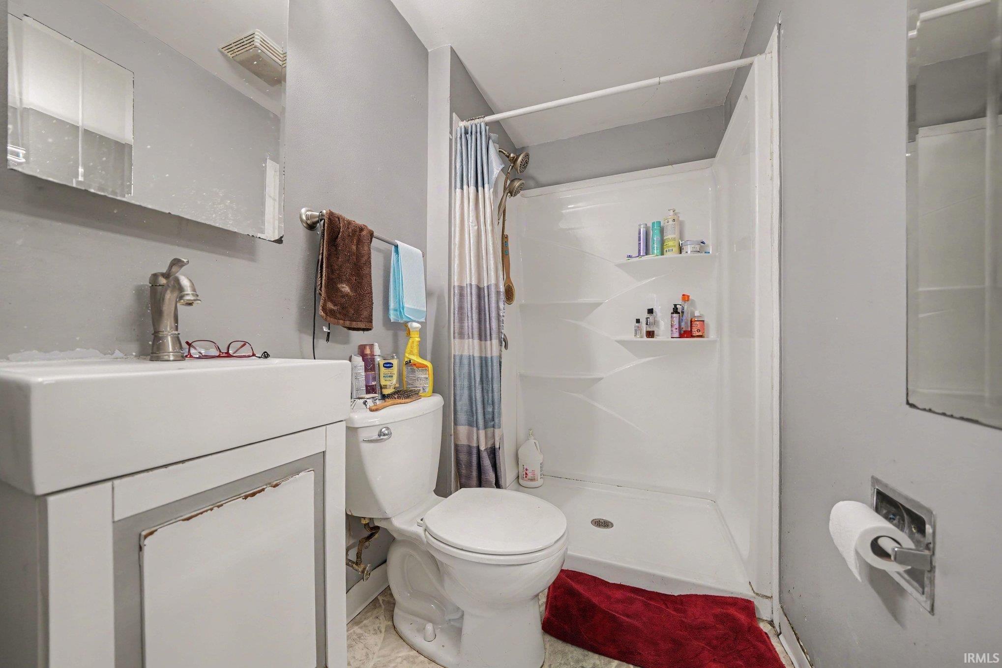 3121 Peddlers Village Road Goshen, IN 46526 - Photo 9 of 25 Gallery Image 9