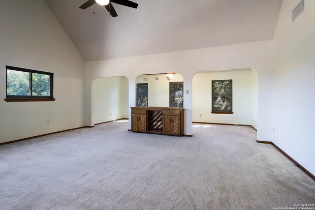 $835,000 | 29342 Seabiscuit Drive, Fair Oaks Ranch, TX 78015