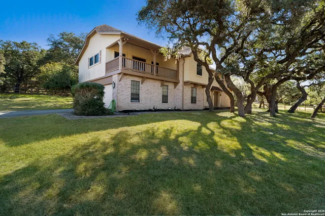 $835,000 | 29342 Seabiscuit Drive, Fair Oaks Ranch, TX 78015