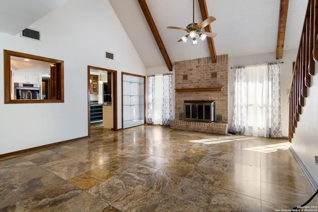 $835,000 | 29342 Seabiscuit Drive, Fair Oaks Ranch, TX 78015