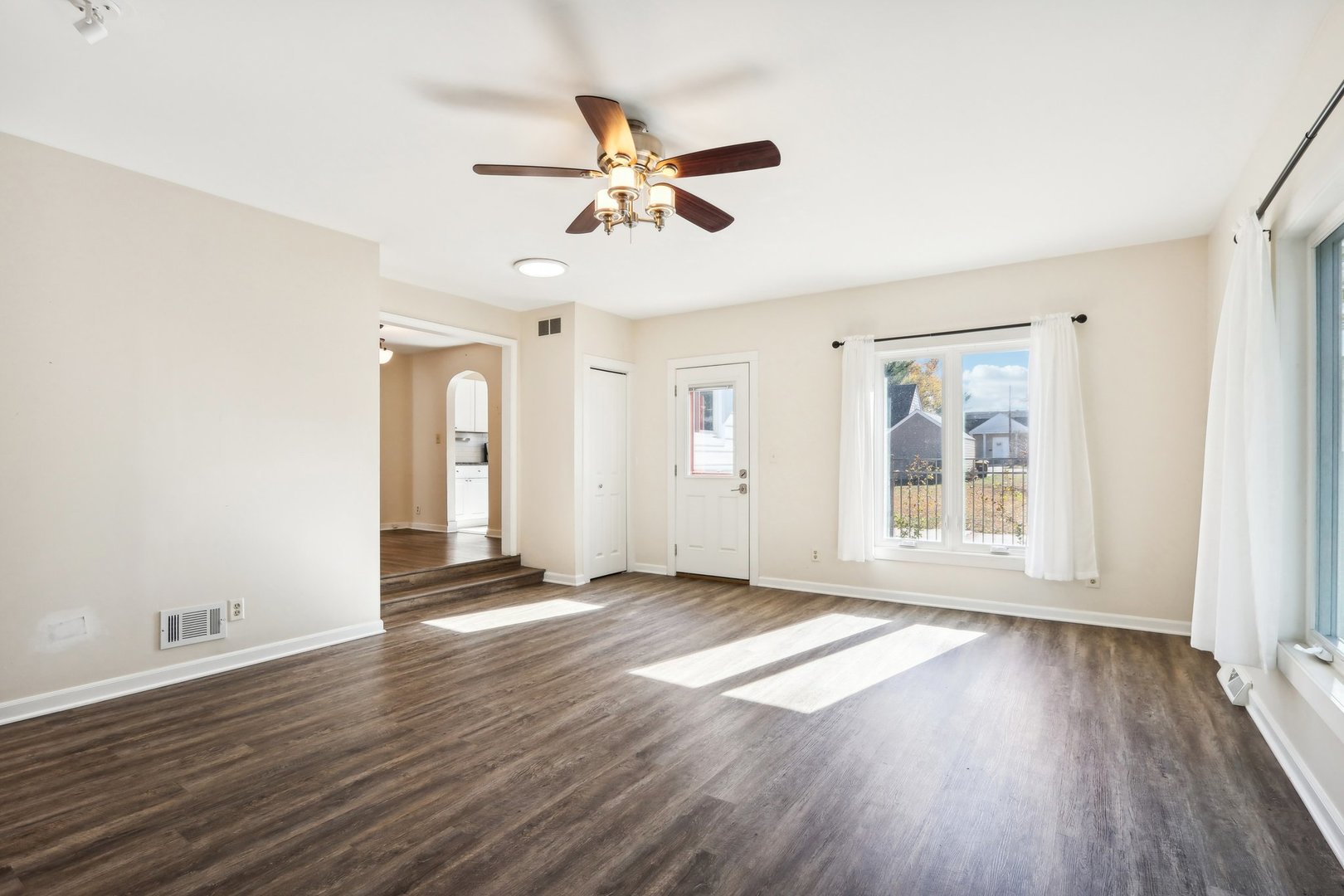 420 Willow Road Marengo, IL 60152 - Photo 9 of 34 Gallery Image 9
