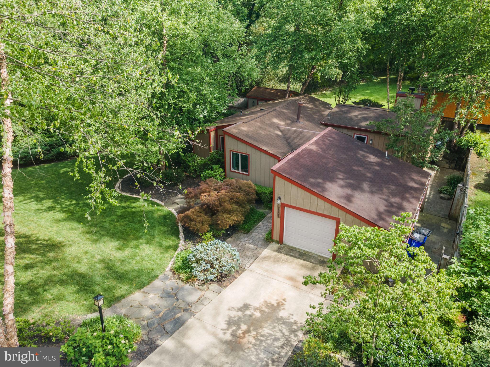 9477 Wandering Way Columbia, MD 21045 - Photo 3 of 31