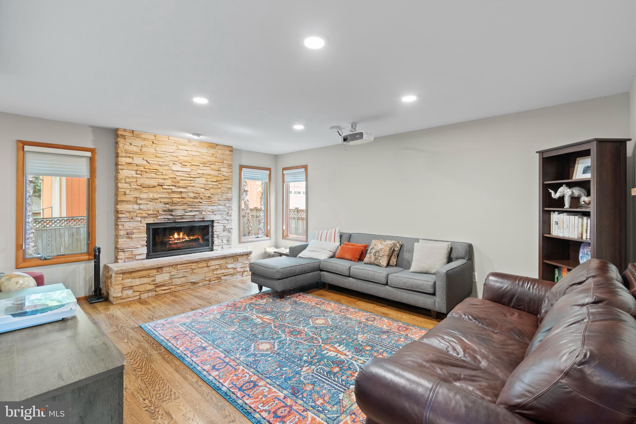 9477 Wandering Way Columbia, MD 21045 - Photo 6 of 31