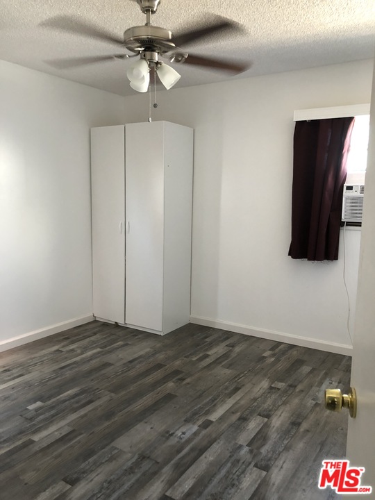 3645 Strong Street Riverside, CA 92501 - Photo 5 of 12