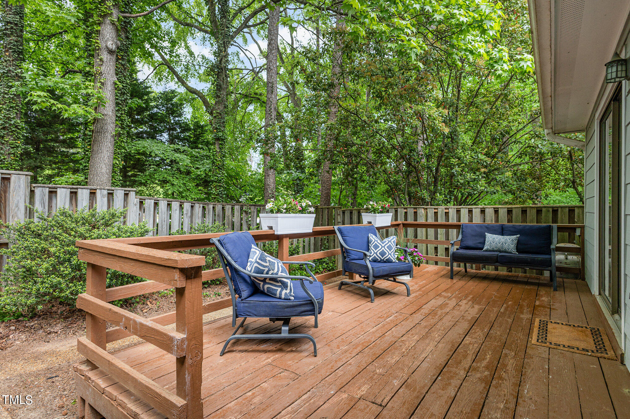 1503 Laureldale Drive Raleigh, NC 27609 - Photo 14 of 17 016_cy1a6752-edit