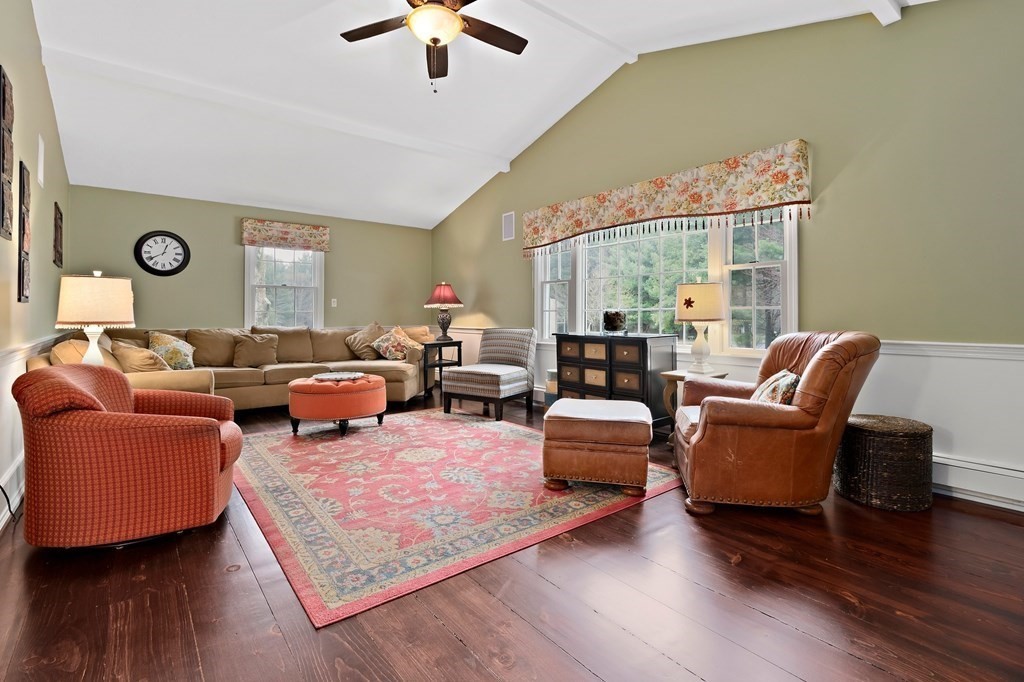 22 Blacksmith Drive Medfield, MA 02052 - Photo 16 of 42