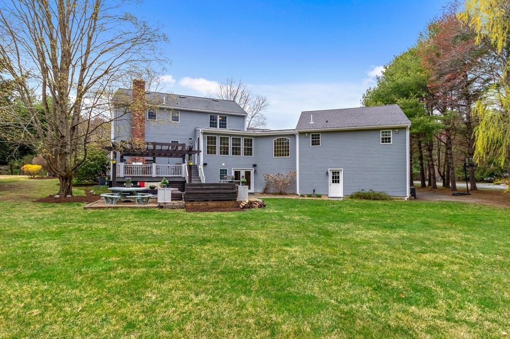 22 Blacksmith Drive Medfield, MA 02052 - Photo 40 of 42