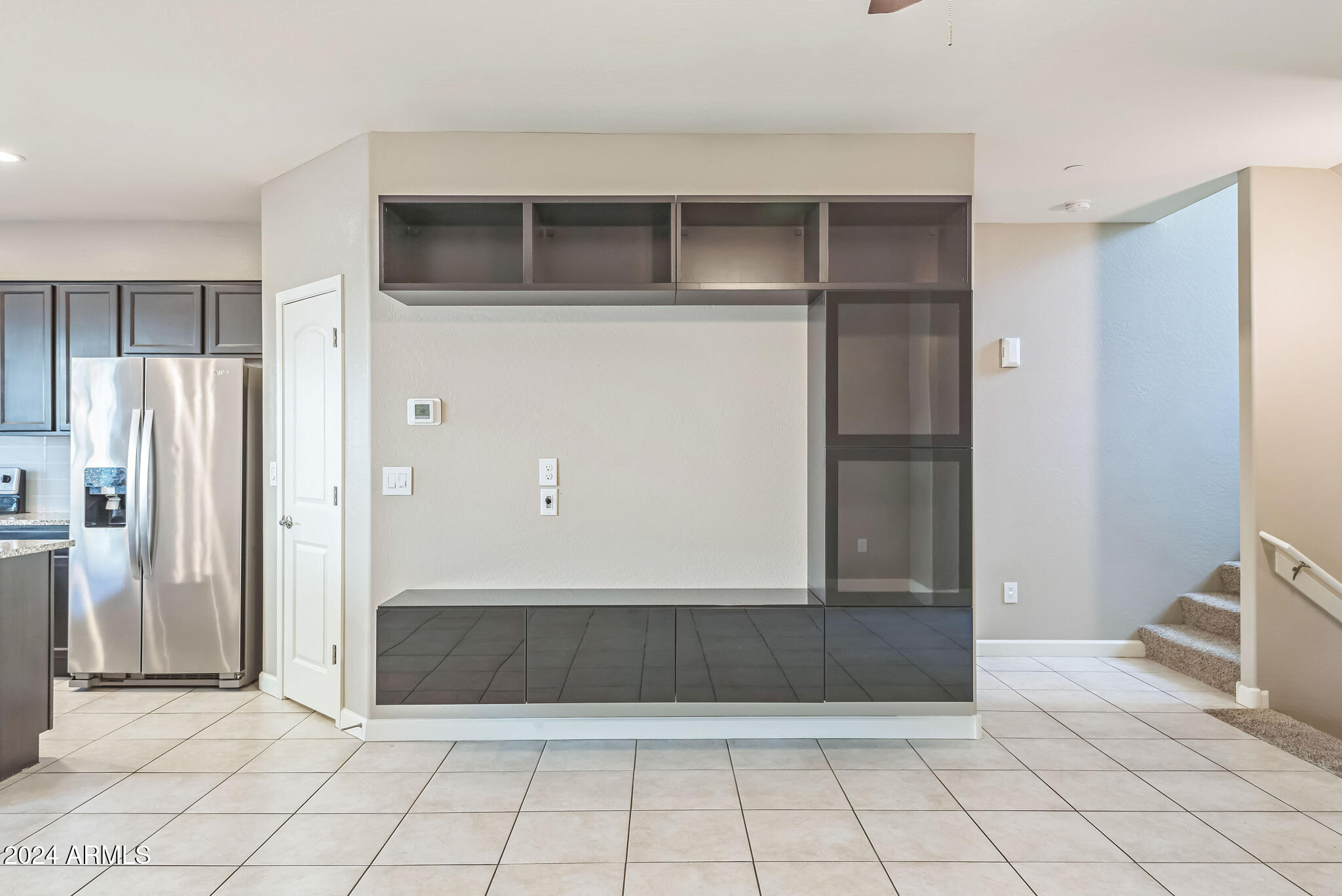 2150 West Alameda Road, Unit 1165 Phoenix, AZ 85085 - Photo 13 of 28 Built-In Glass Shelves - Living Room