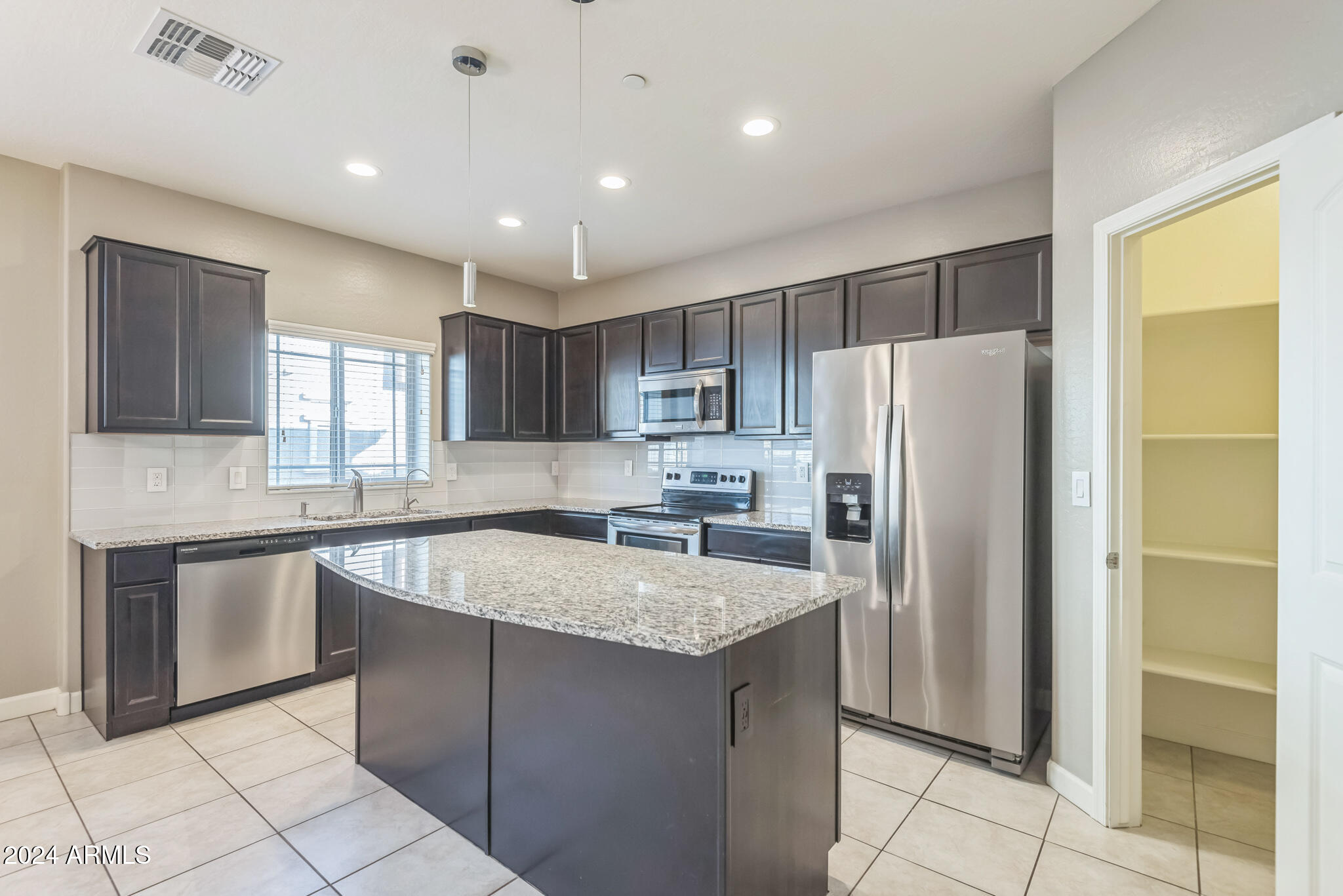 2150 West Alameda Road, Unit 1165 Phoenix, AZ 85085 - Photo 6 of 28 Kitchen & Walk-In Pantry