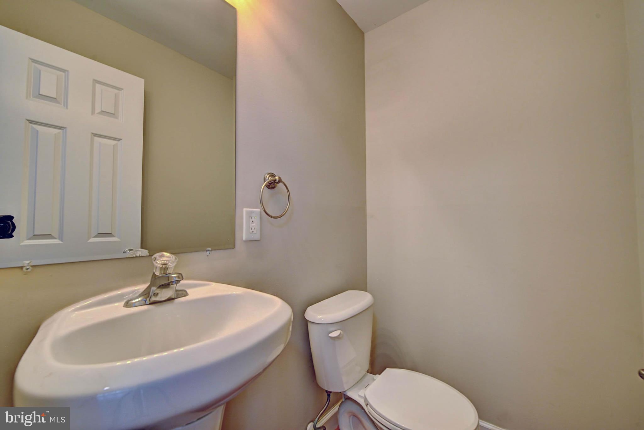 2010 Spring Grove Drive Accokeek, MD 20607 - Photo 14 of 49 BATHROOM
