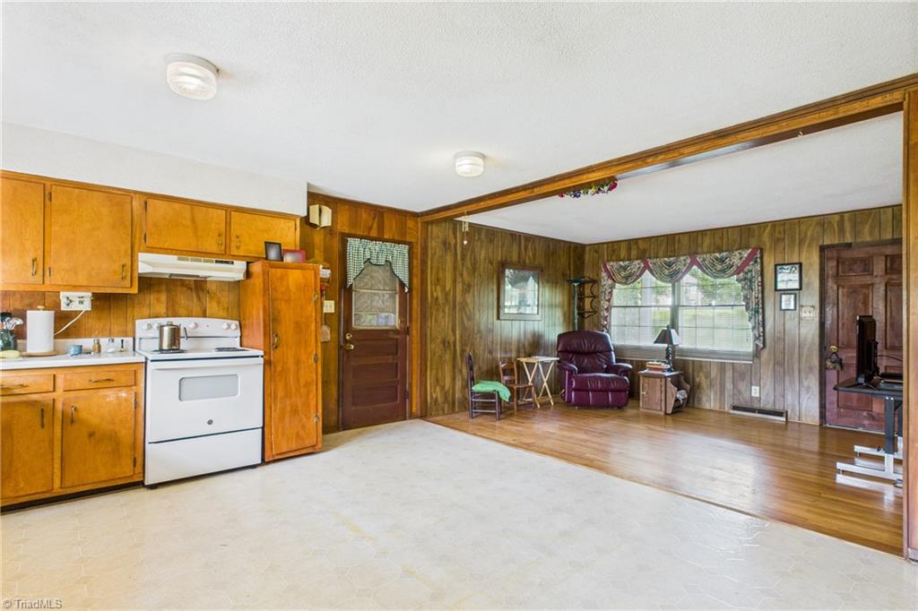3001 Oak Ridge Road Oak Ridge, NC 27310 - Photo 13 of 27