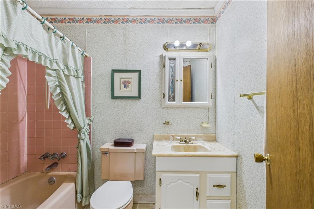 3001 Oak Ridge Road Oak Ridge, NC 27310 - Photo 20 of 27
