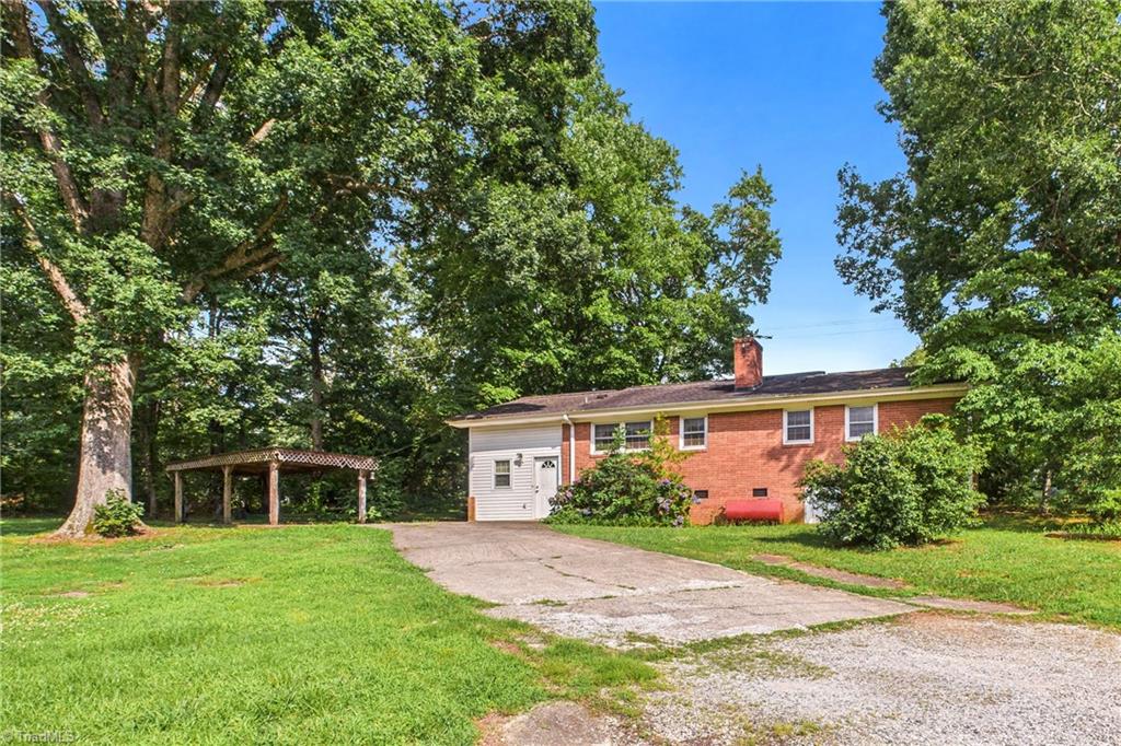 3001 Oak Ridge Road Oak Ridge, NC 27310 - Photo 6 of 27