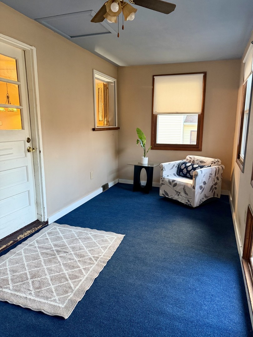 819 Madison Avenue Dixon, IL 61021 - Photo 2 of 10