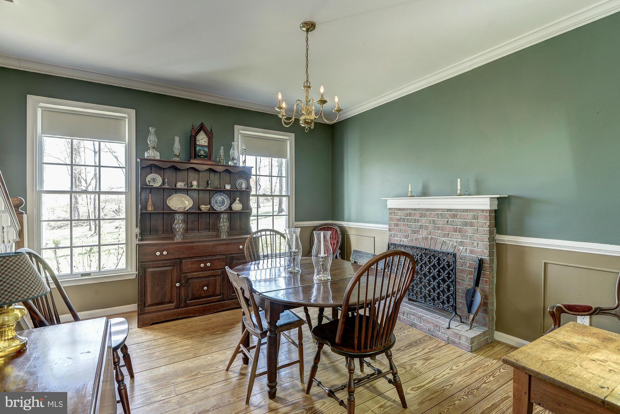 35084 Sunny Ridge Road Round Hill, VA 20141 - Photo 19 of 30 Dining Room fireplace
