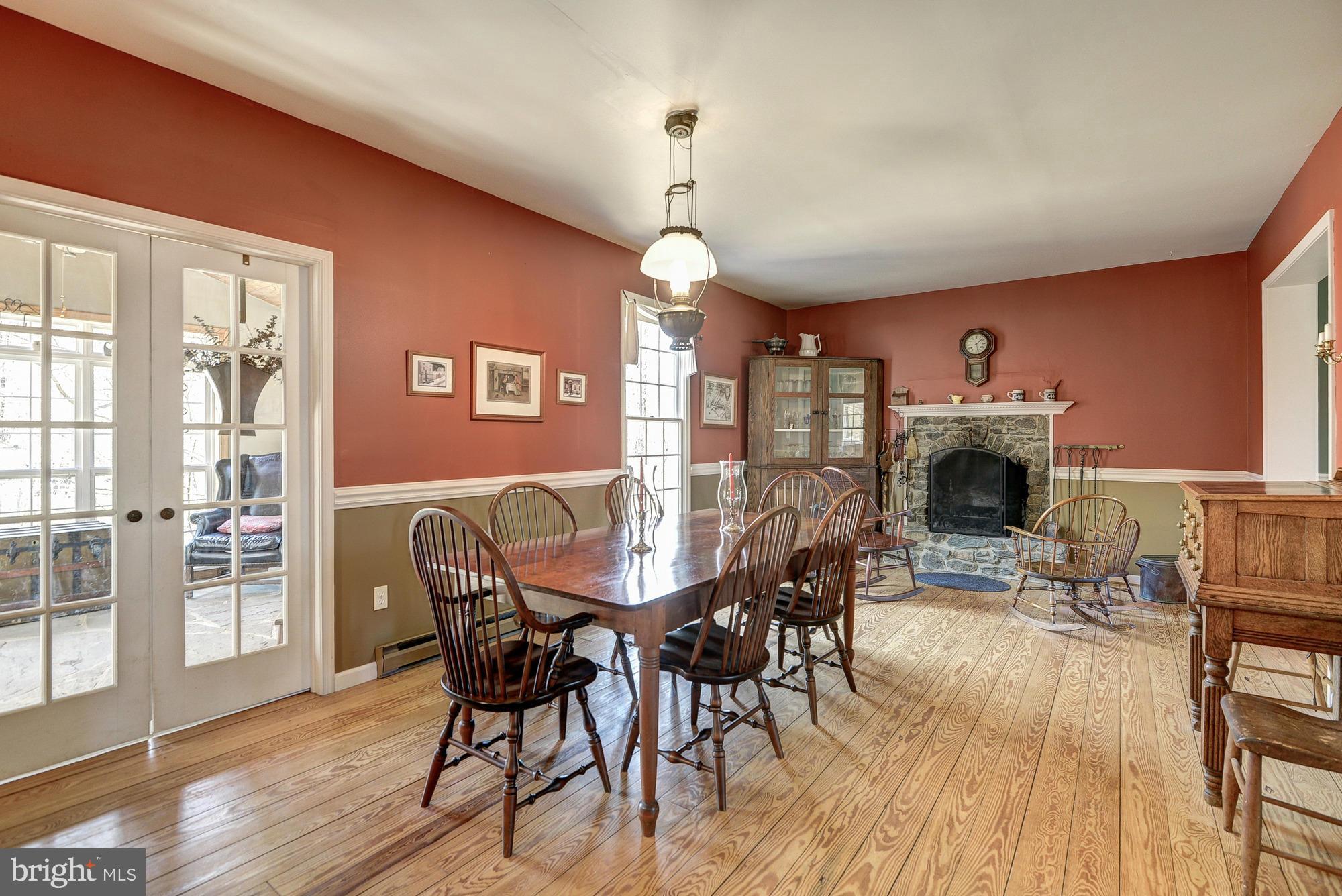 35084 Sunny Ridge Road Round Hill, VA 20141 - Photo 10 of 30 Beautiful pine flooring