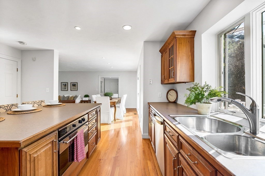 4 Lamb Lane Canton, MA 02021 - Photo 4 of 27 Gallery Image 4
