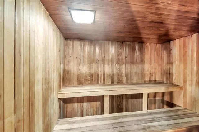 $1,950 | 129 Piccadilly Place, Unit F, San Bruno, CA 94066