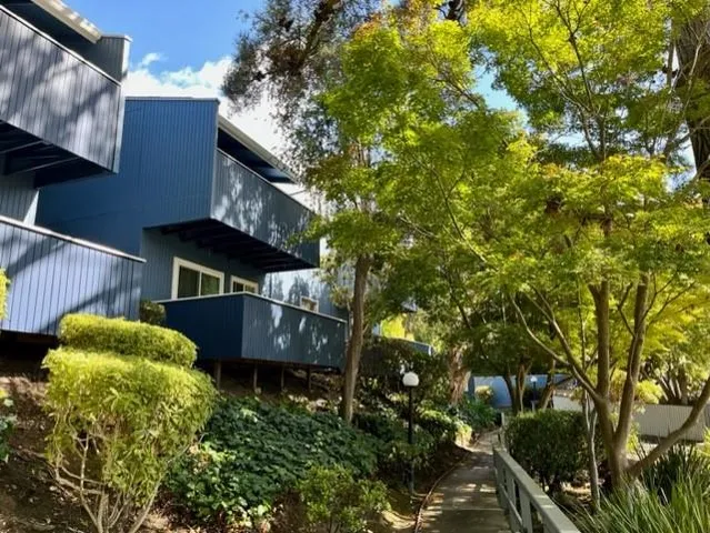$1,950 | 129 Piccadilly Place, Unit F, San Bruno, CA 94066