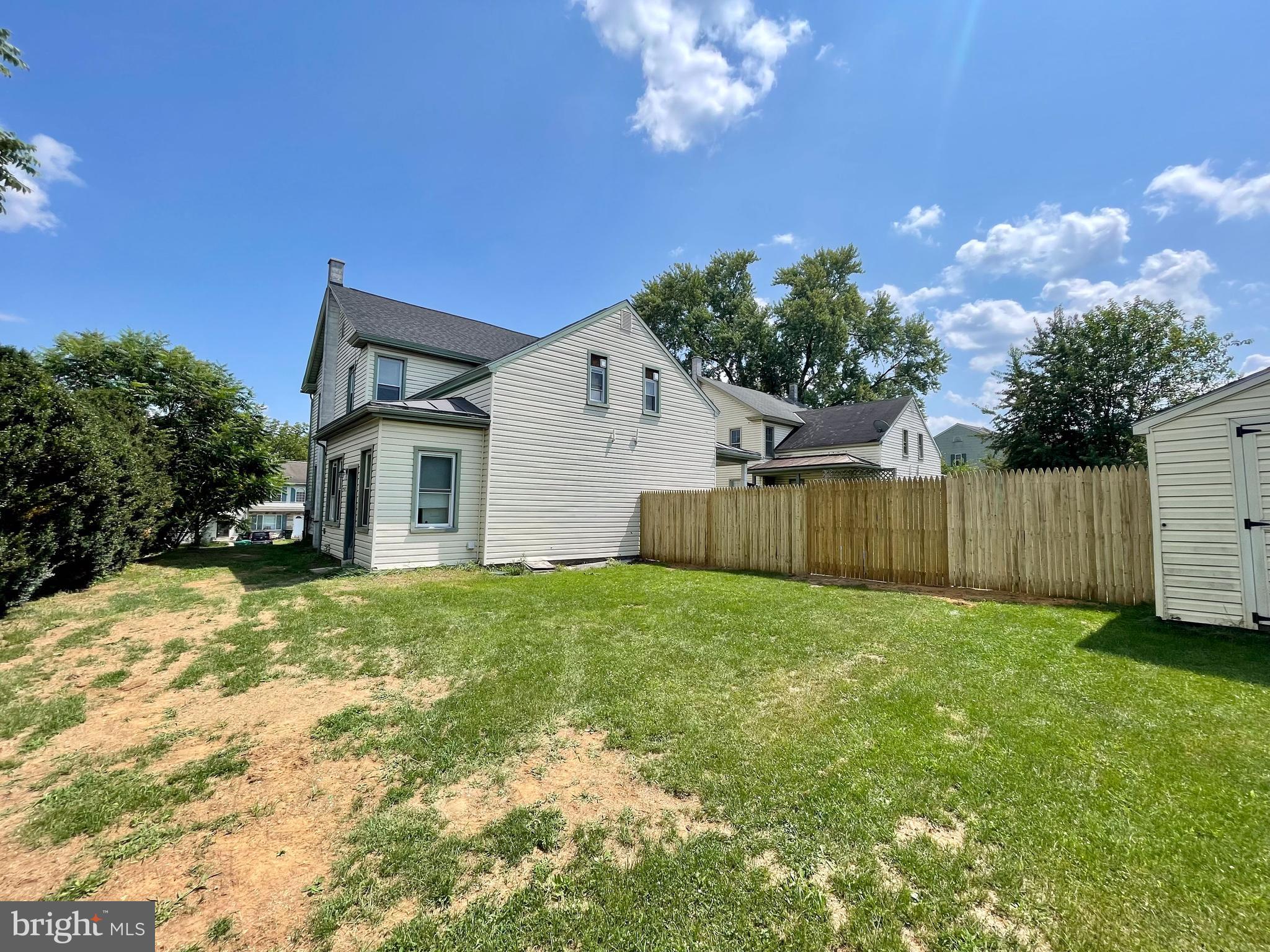 206-208 Riders Way Lebanon, PA 17042 - Photo 4 of 30 Gallery Image 4