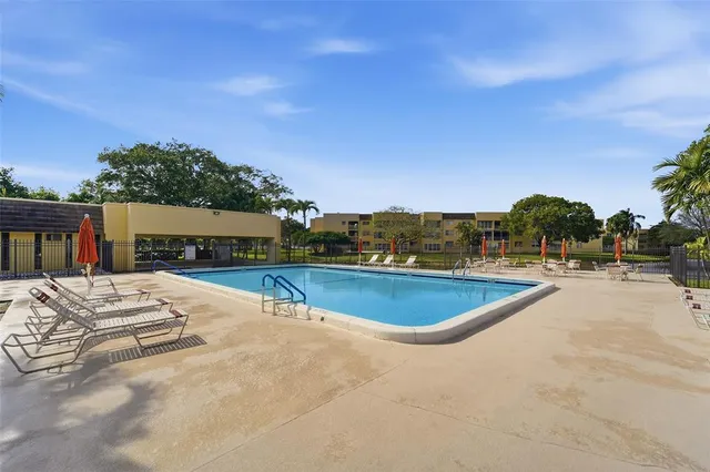 $130,000 | 5750 Northwest 64th Avenue, Unit 211, Tamarac, FL 33319