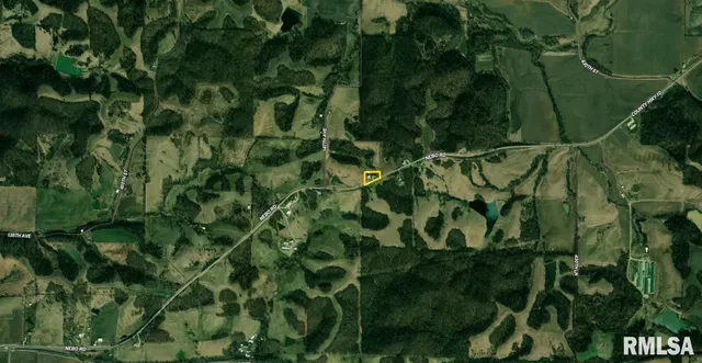 $192,000 | 42060 Co Highway 10, Nebo, IL 62355