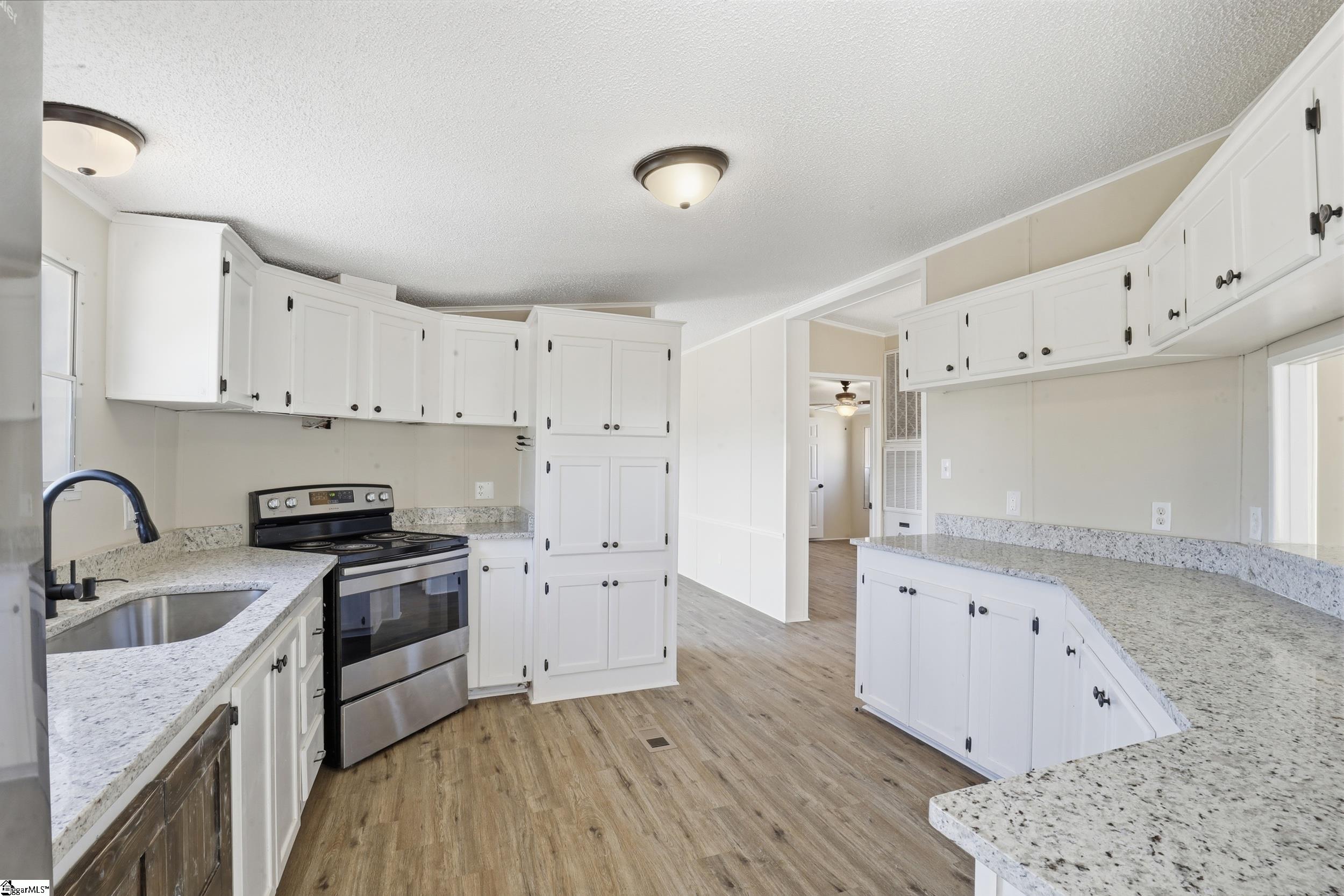 349 State Rd S-30-228 Ware Shoals, SC 29692 - Photo 11 of 30