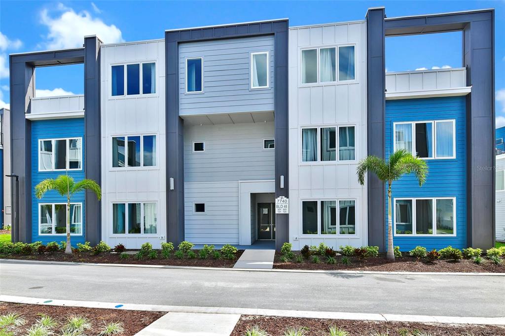 7740 Sandy Ridge Drive, Unit 121 Reunion, FL 34747 - Photo 1 of 60