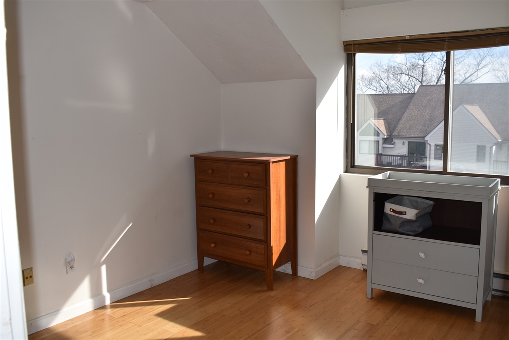 11 Hulbert Road, Unit 9 Worcester, MA 01603 - Photo 2 of 7 Gallery Image 2