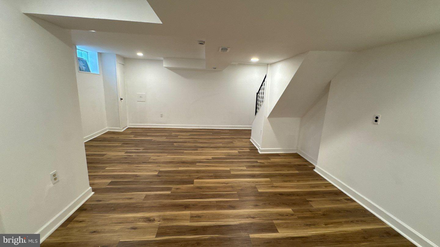 8676 Oak Road Baltimore, MD 21234 - Photo 16 of 22