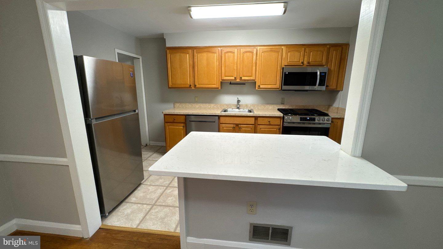 8676 Oak Road Baltimore, MD 21234 - Photo 8 of 22