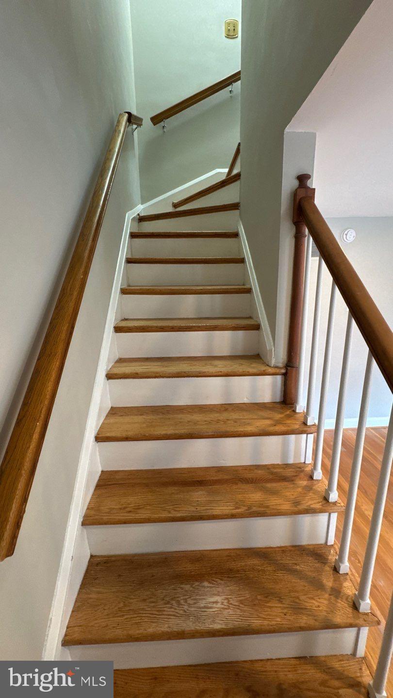 8676 Oak Road Baltimore, MD 21234 - Photo 9 of 22