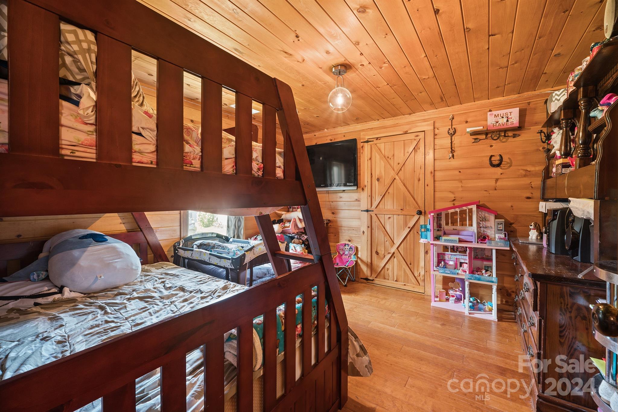 3564 Hollywood Ridge Road Lenoir, NC 28645 - Photo 11 of 27 Gallery Image 11