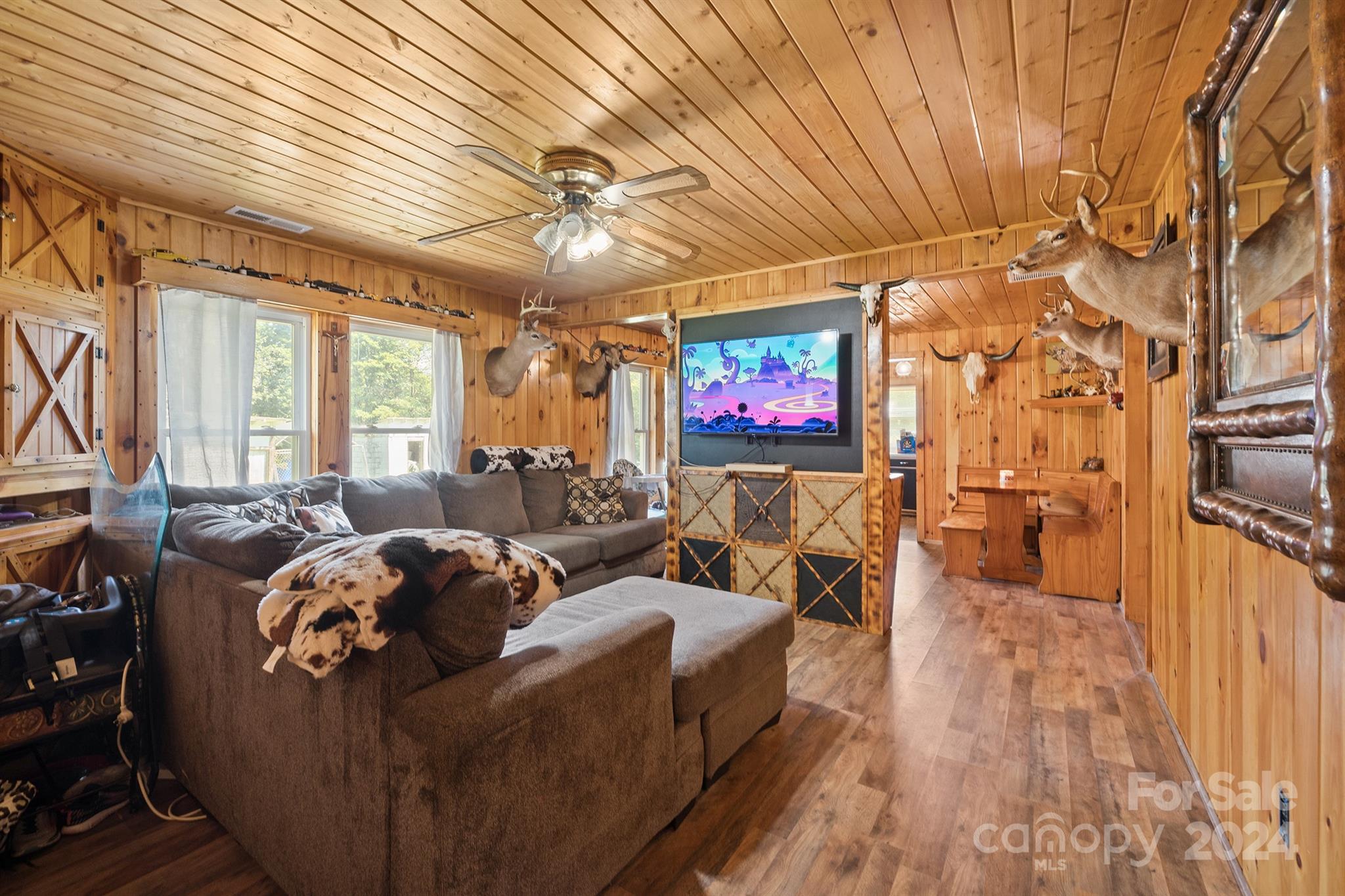 3564 Hollywood Ridge Road Lenoir, NC 28645 - Photo 16 of 27 Gallery Image 16