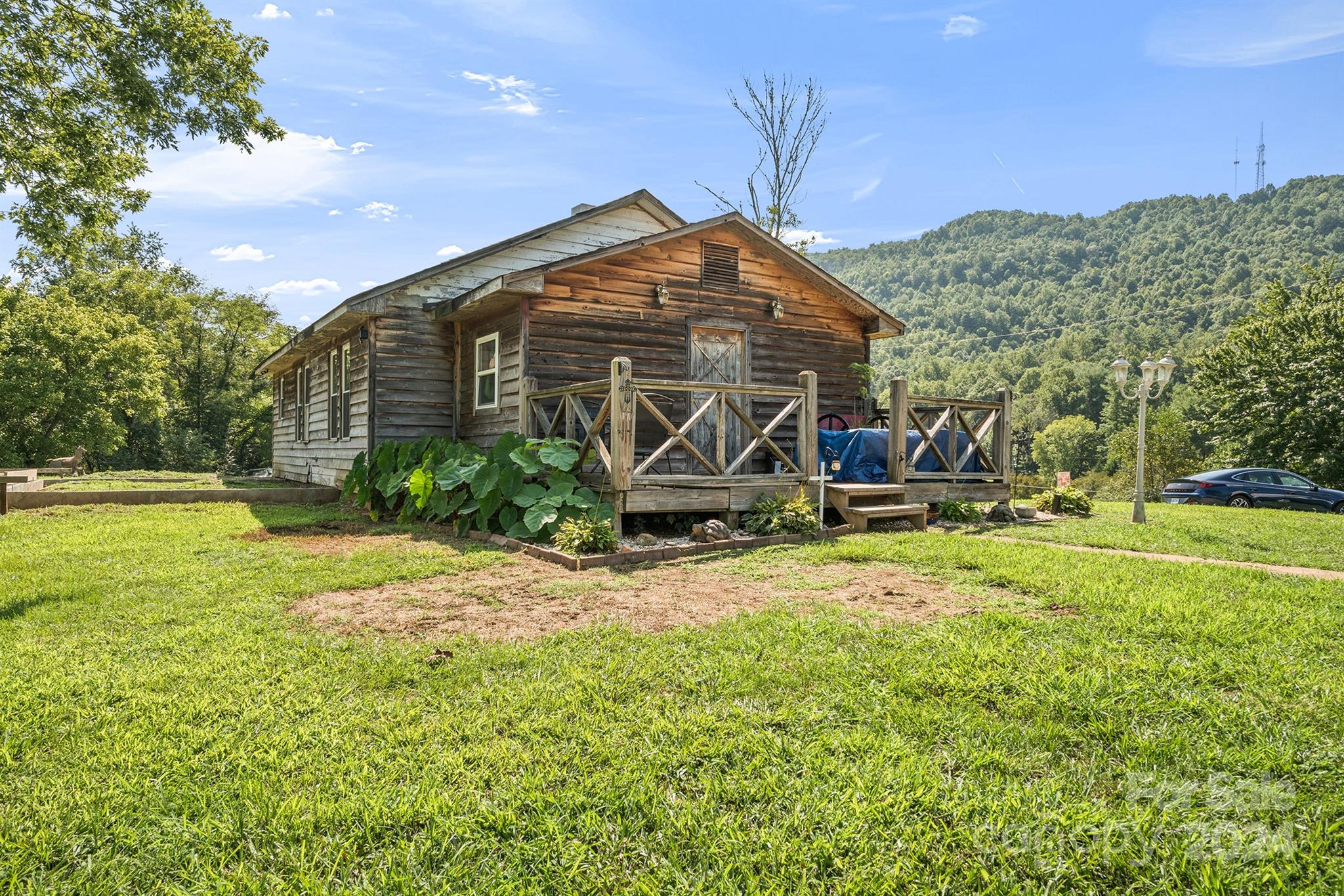3564 Hollywood Ridge Road Lenoir, NC 28645 - Photo 22 of 27 Gallery Image 22