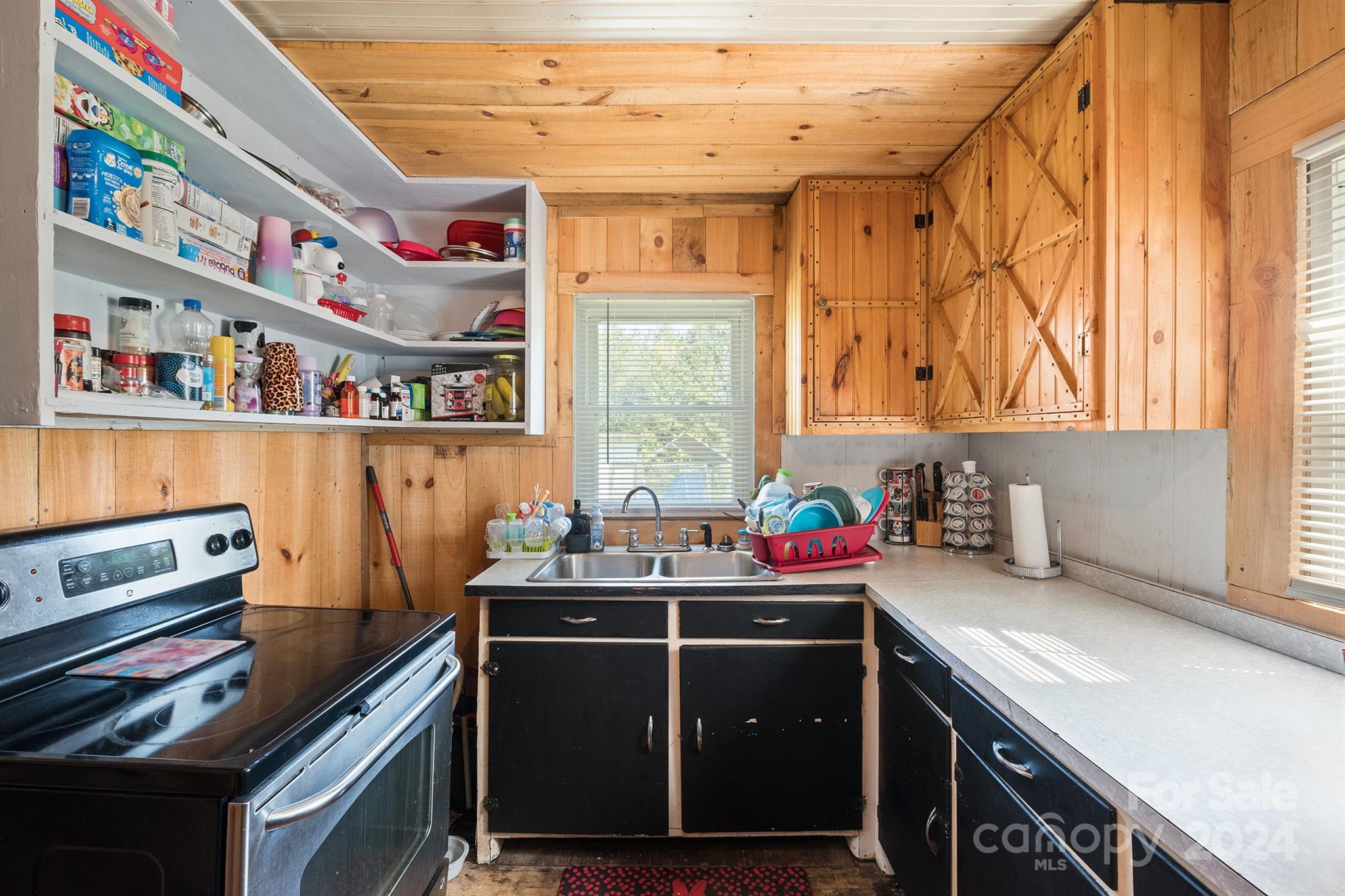 3564 Hollywood Ridge Road Lenoir, NC 28645 - Photo 7 of 27 Gallery Image 7