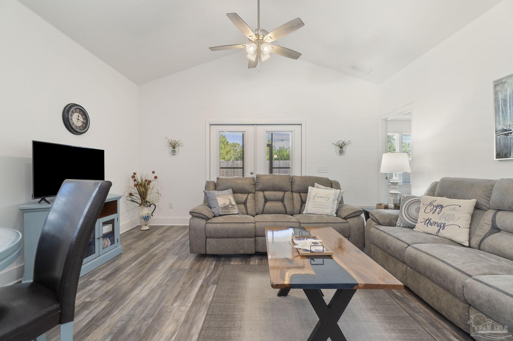 5212 Arrowhead Road Pensacola, FL 32507 - Photo 3 of 46 Gallery Image 3