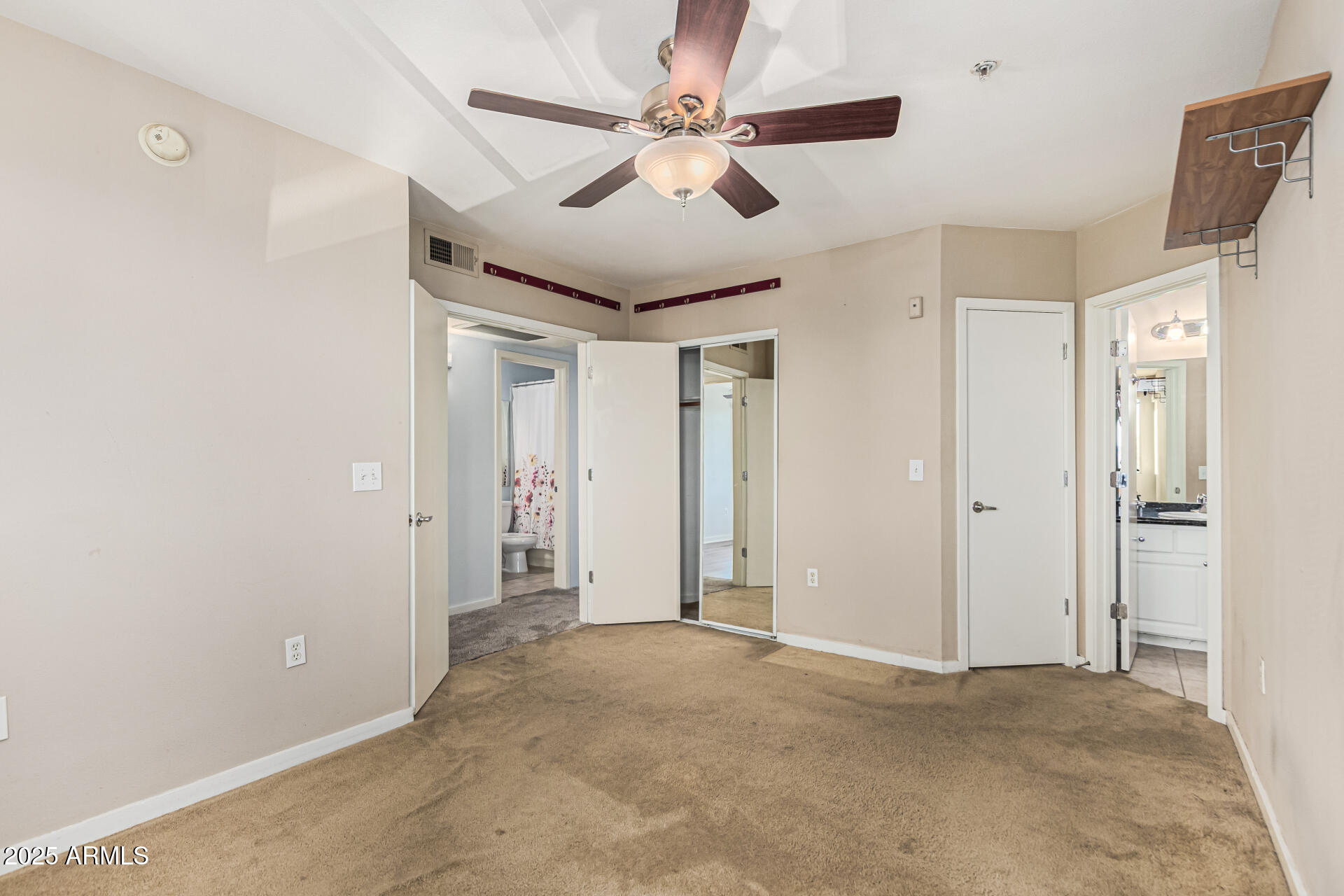 3633 North 3rd Avenue, Unit 2083 Phoenix, AZ 85013 - Photo 27 of 54 Master Suite